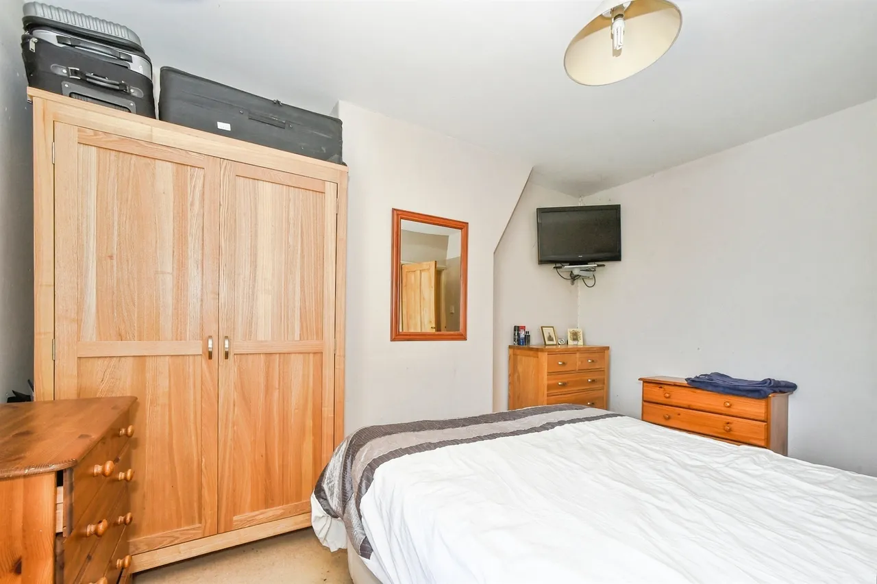 Tugela Road, Chippenham, photo 10
