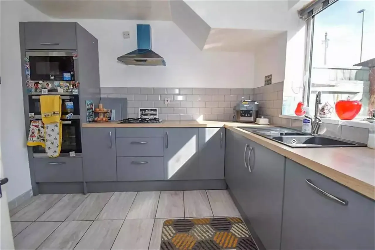 Marsden Road, South Shields, NE34, photo 5