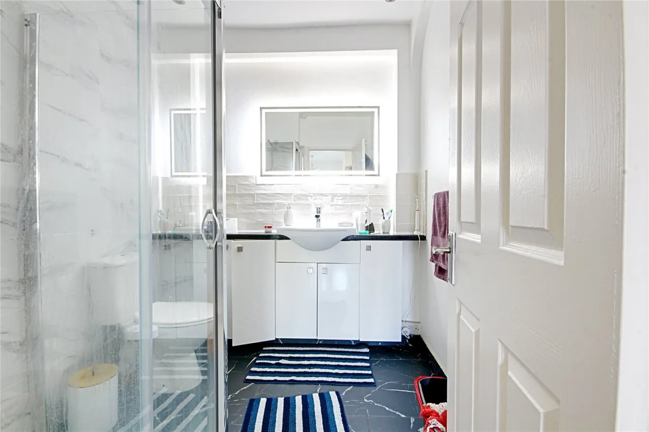 Sedcote Road, photo 7
