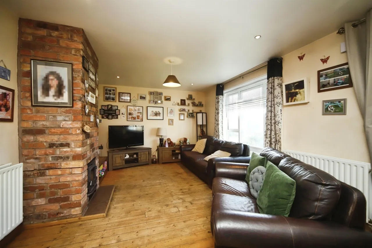 Quantock Road, Taunton, TA2, photo 3