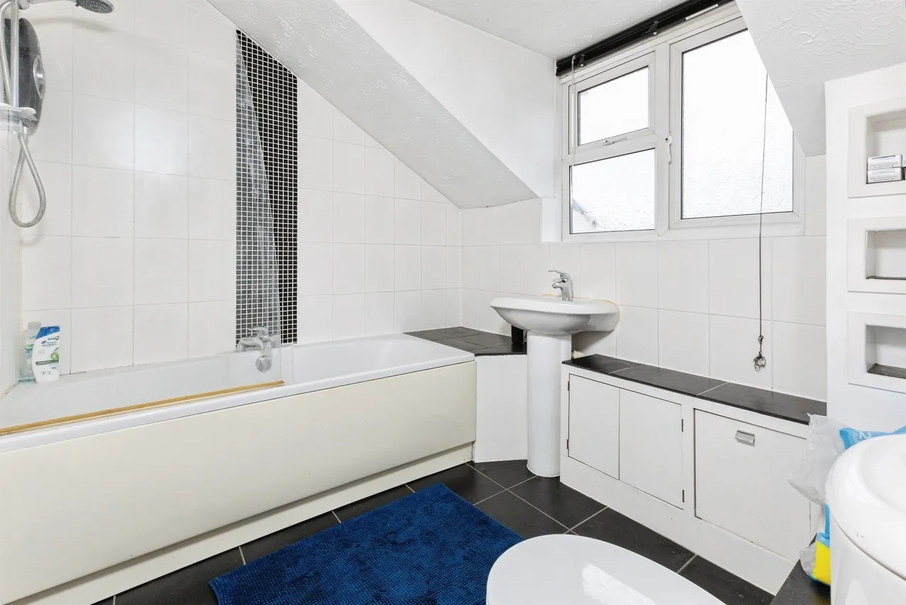 Bradmore Way, Lower Earley, Reading, photo 10