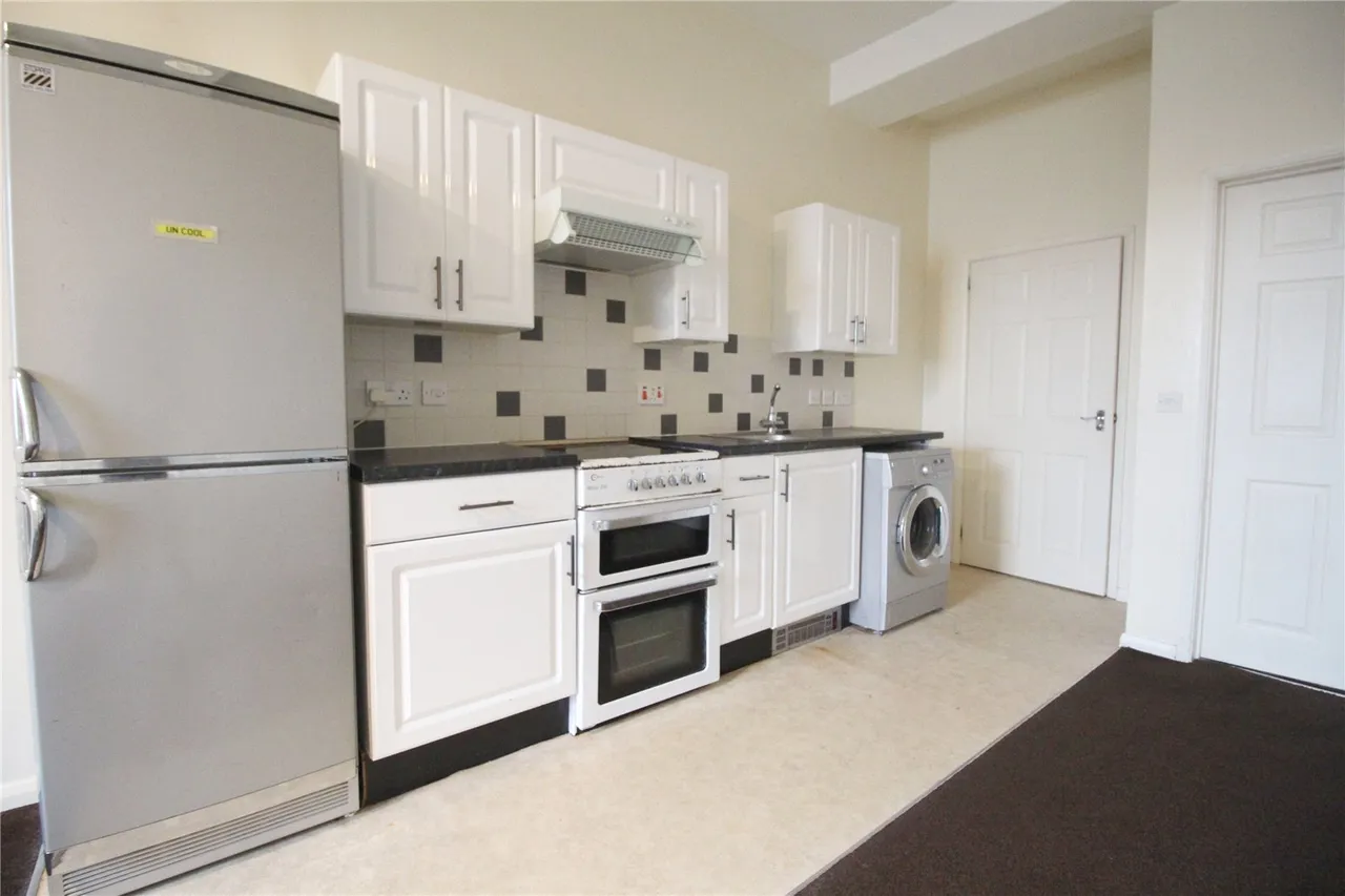 Winchester Road, Bishops Waltham, SO32, photo 2