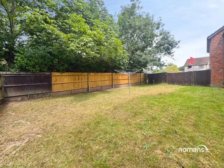 Finch Close, Tadley, RG26, photo 8