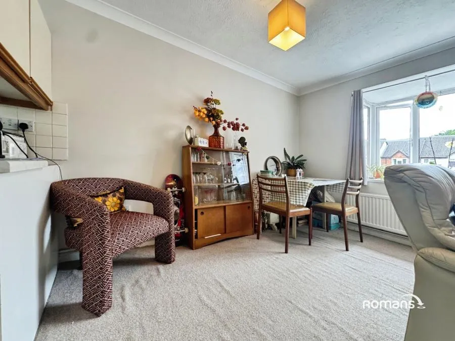 Finch Close, Tadley, RG26, photo 5