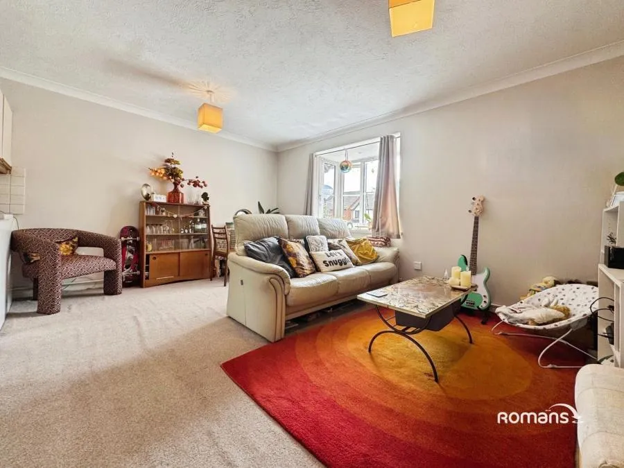 Finch Close, Tadley, RG26, photo 4