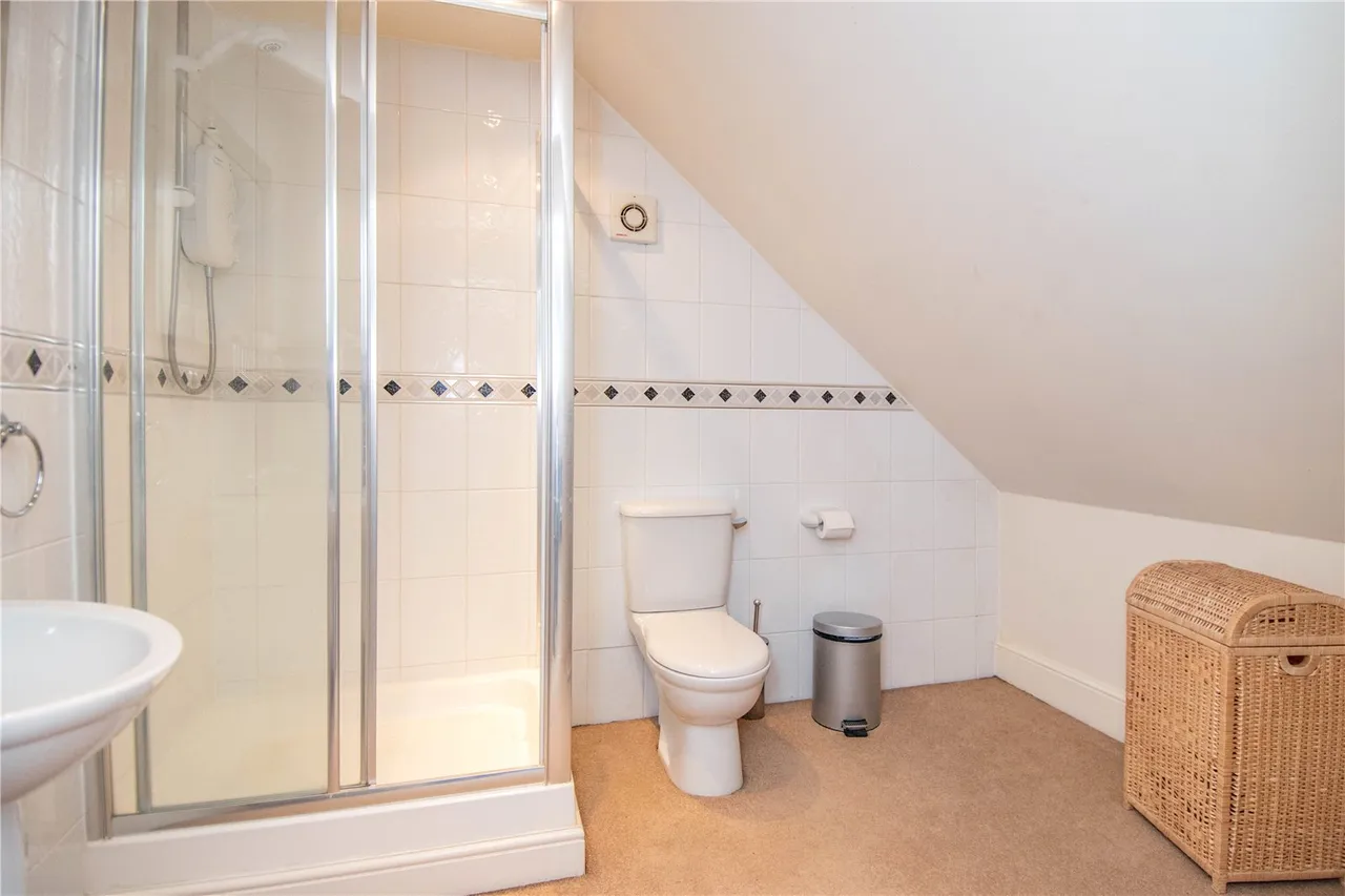 West Road, Bromsgrove, Worcestershire, B60 2NQ, photo 13