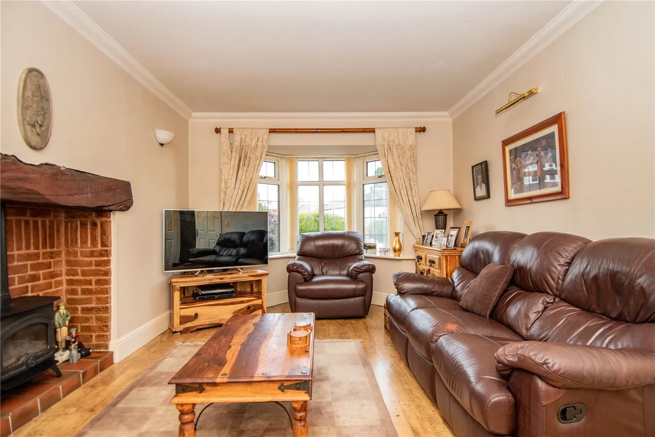 West Road, Bromsgrove, Worcestershire, B60 2NQ, photo 3