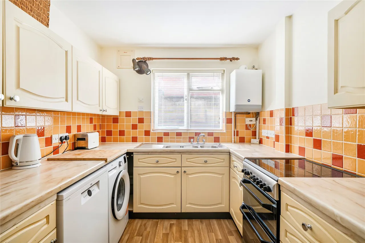 St James Road, Surbiton, KT6, photo 5