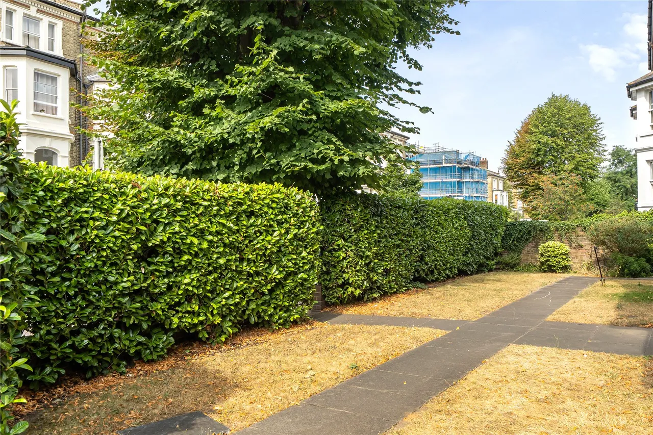 St James Road, Surbiton, KT6, photo 11
