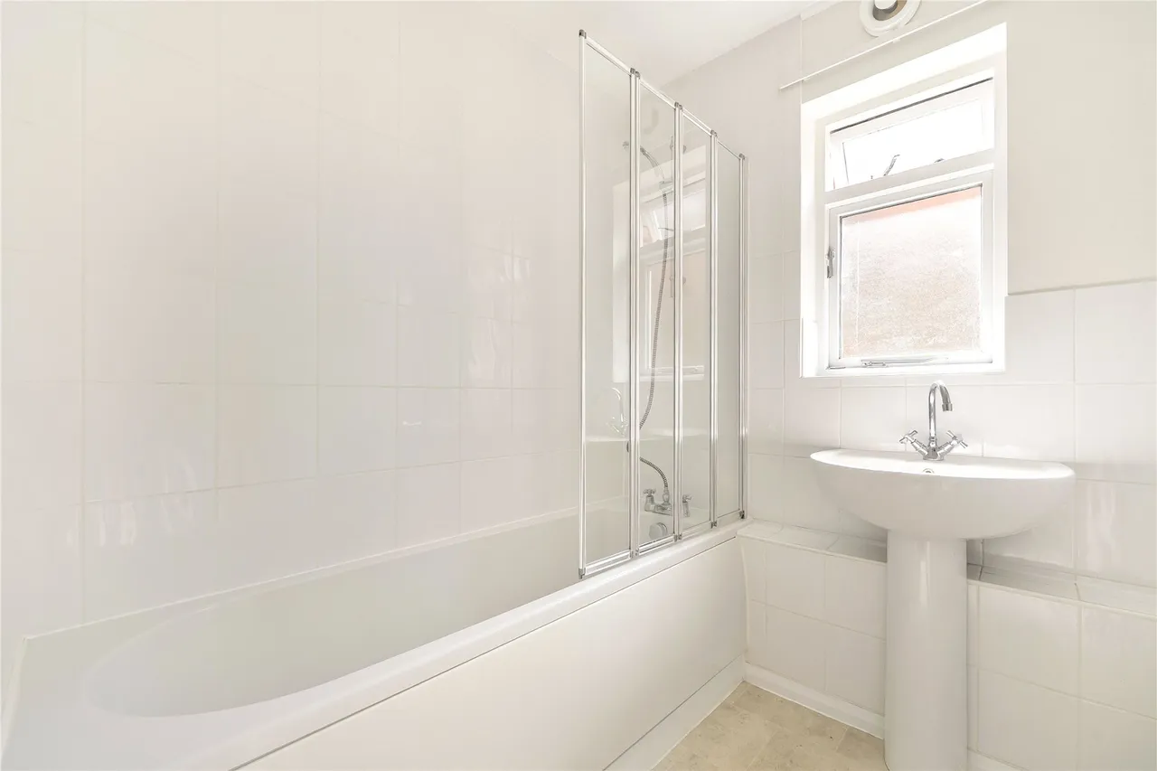 St James Road, Surbiton, KT6, photo 8