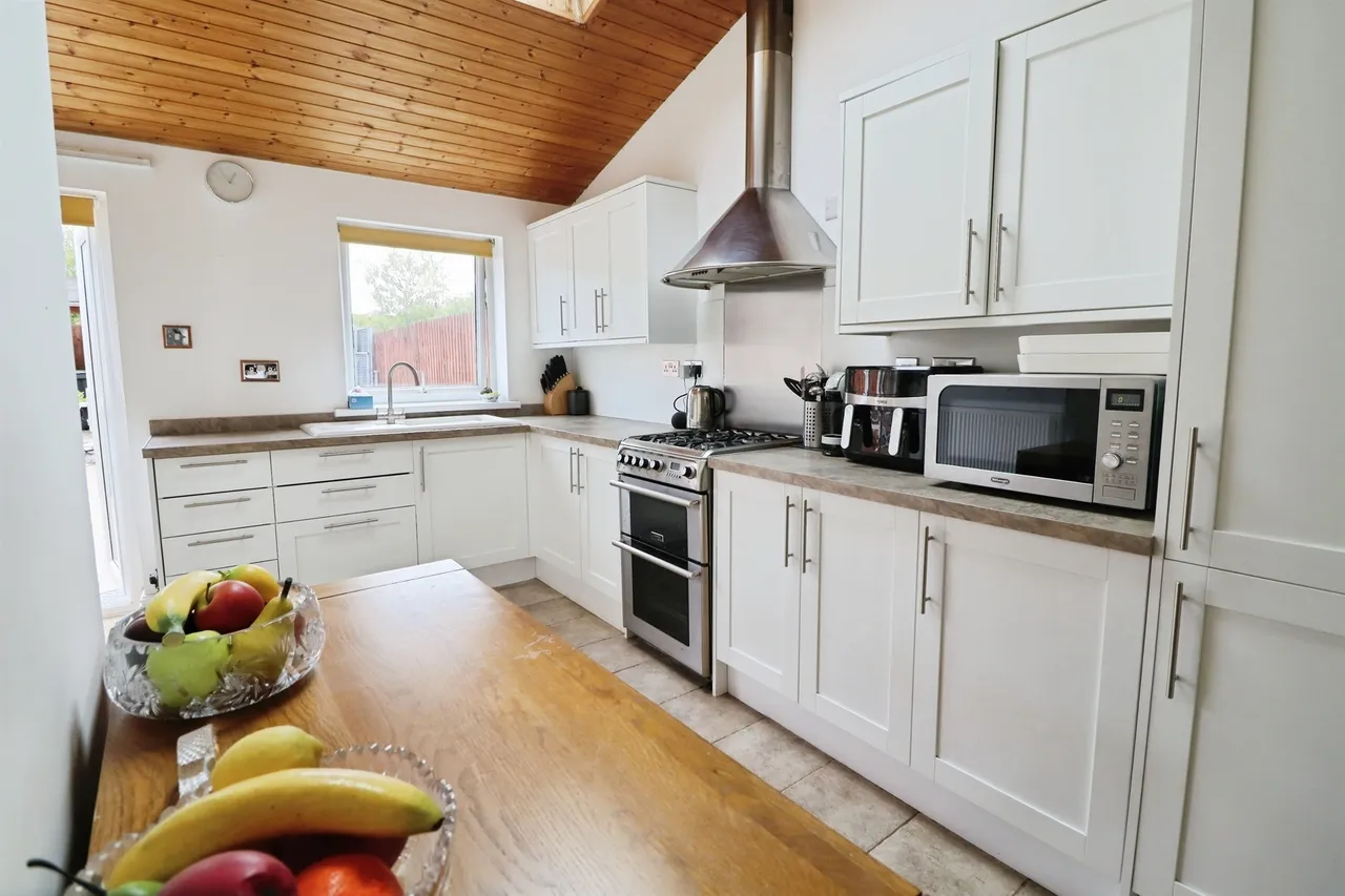Railway Terrace, Dinas Powys, CF64, photo 2