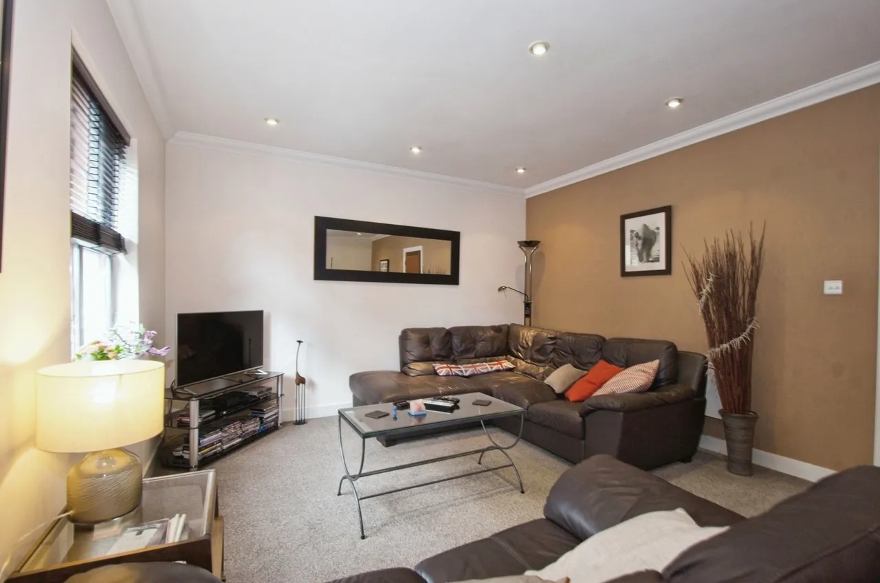 St James Mansions, Mount Stuart Square, CF10, photo 6