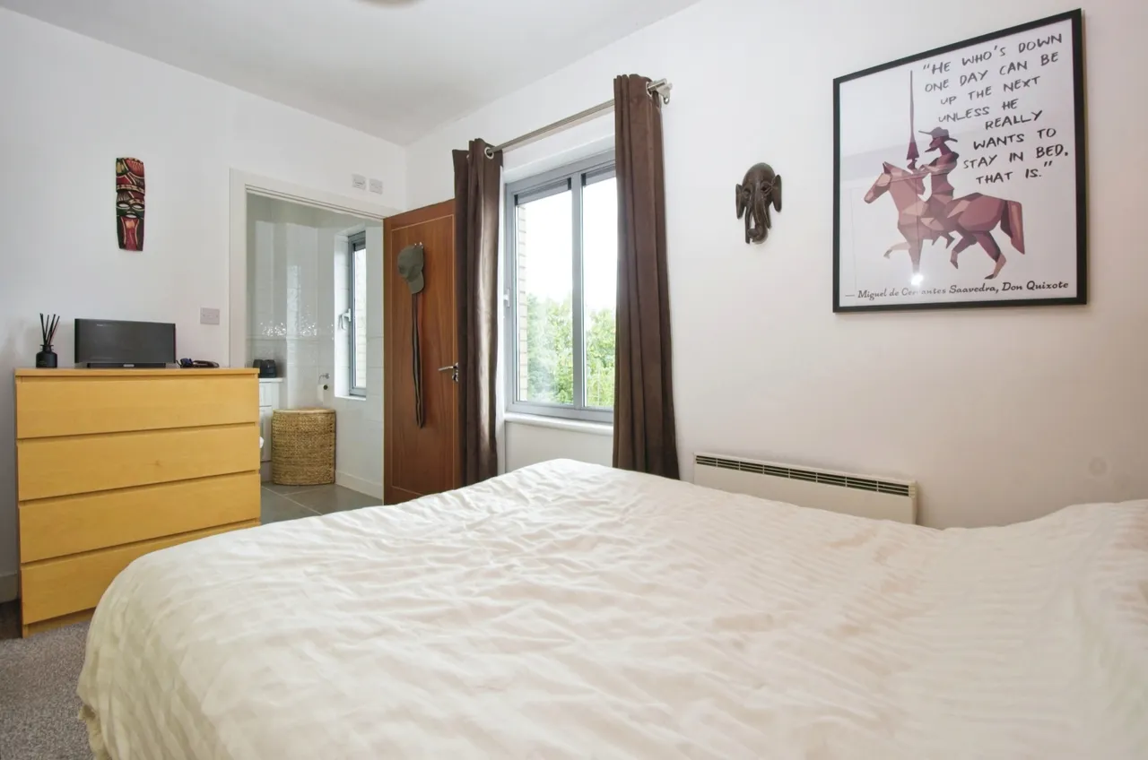 St James Mansions, Mount Stuart Square, CF10, photo 9