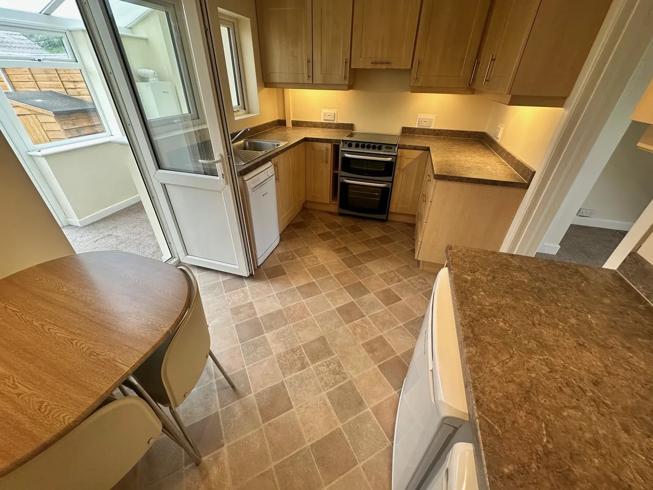 Castle Road, Bournemouth, BH9, photo 2