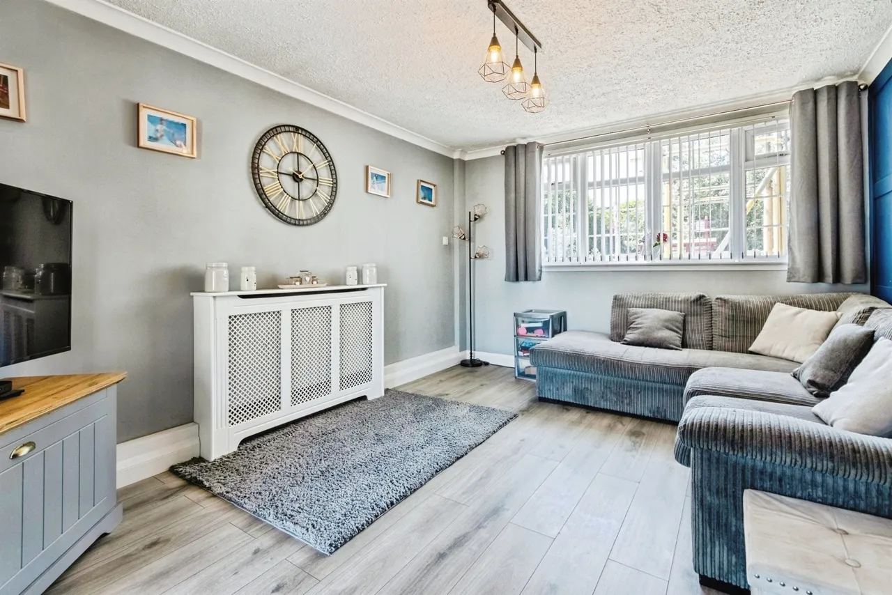 Sherburn Road North, Leeds, photo 5
