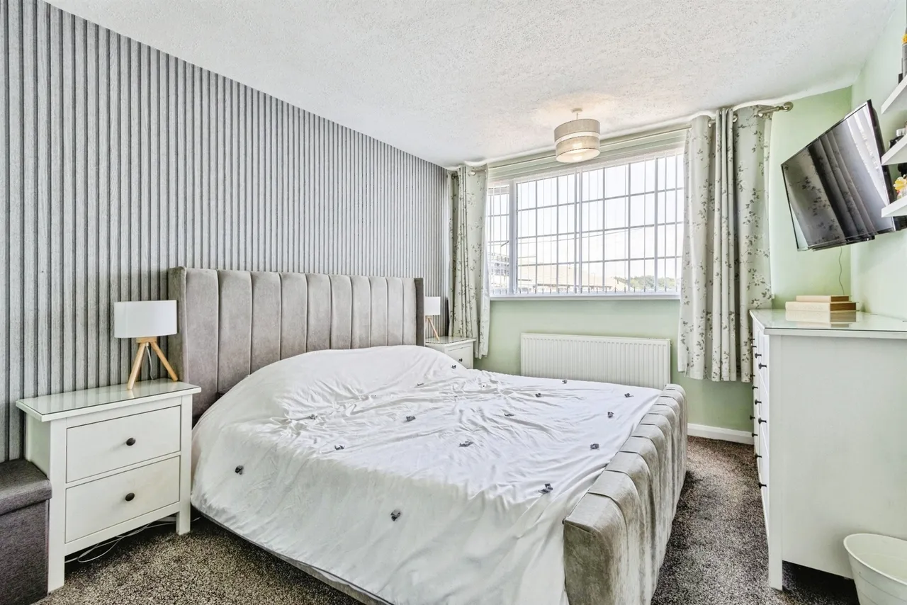Sherburn Road North, Leeds, photo 8