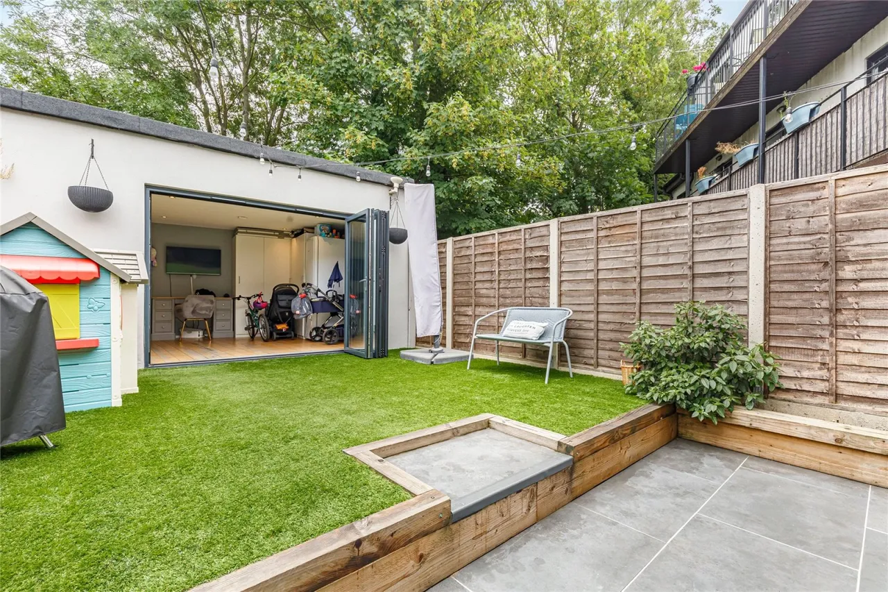 Eardley Road, Furzedown, photo 8