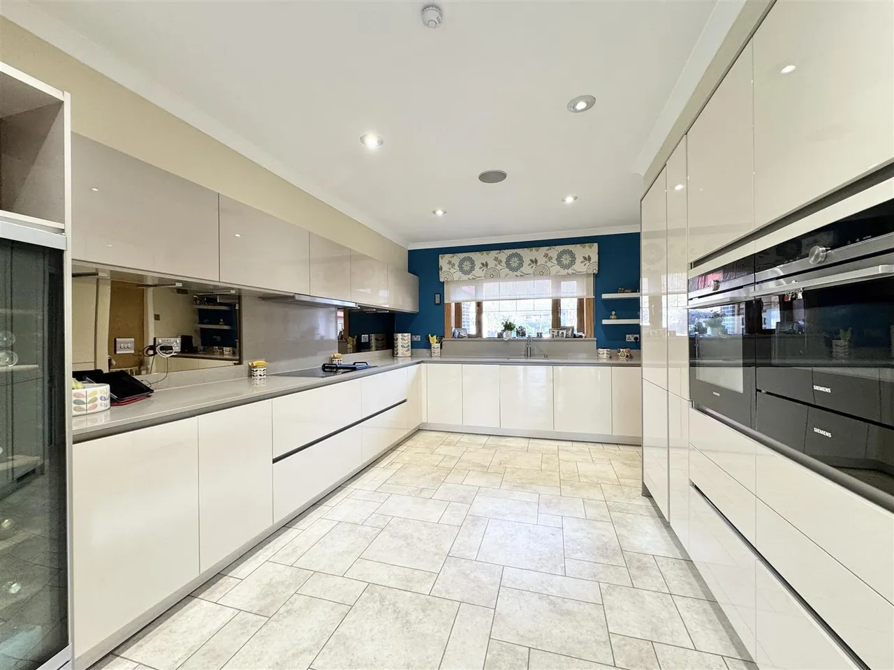 Moray Gate, Bothwell, Glasgow, Lanarkshire, G71 8BY, photo 9
