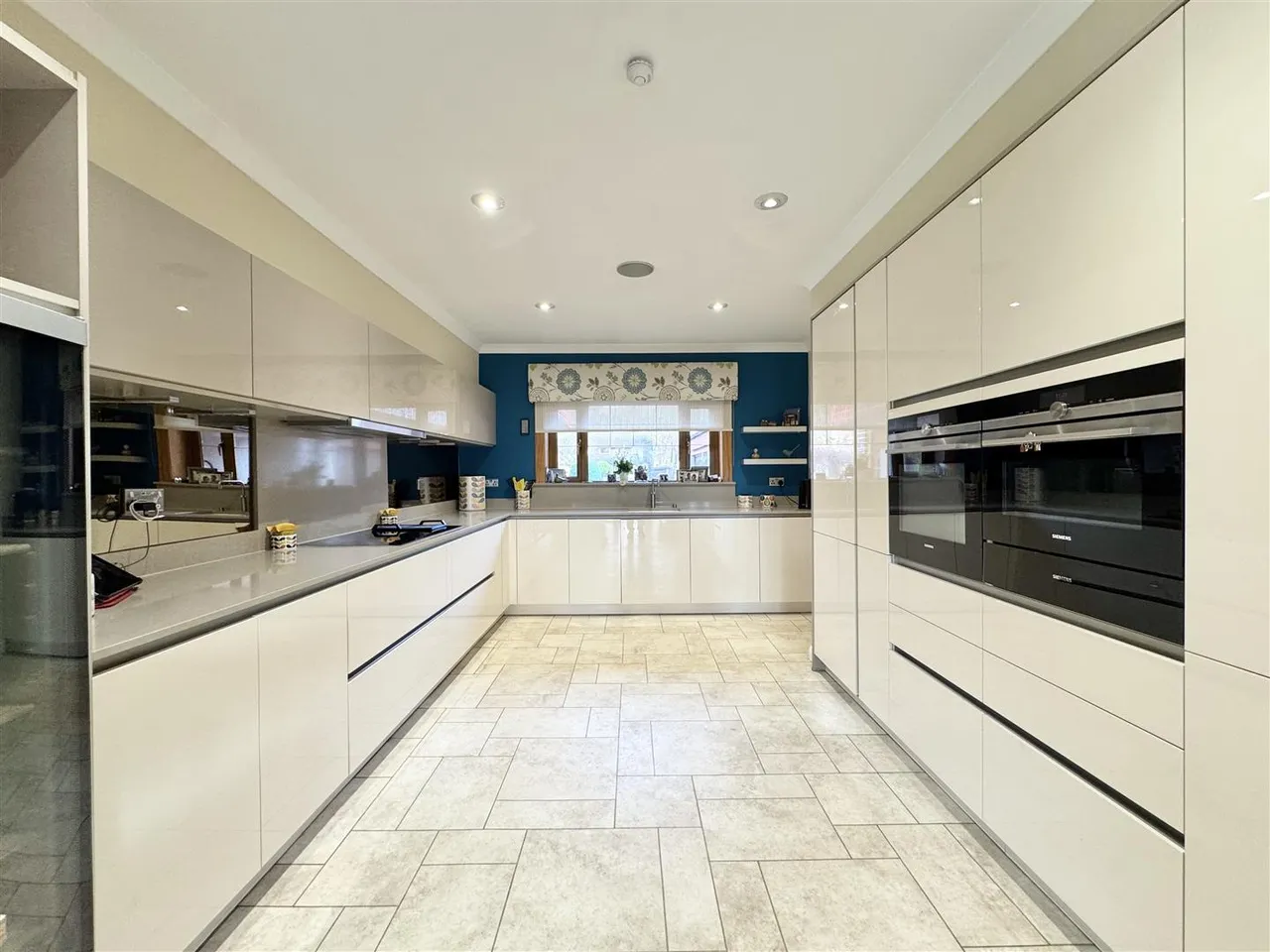 Moray Gate, Bothwell, Glasgow, Lanarkshire, G71 8BY, photo 8