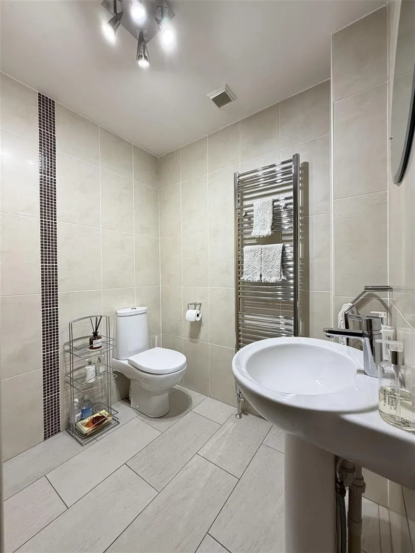 Moray Gate, Bothwell, Glasgow, Lanarkshire, G71 8BY, photo 13