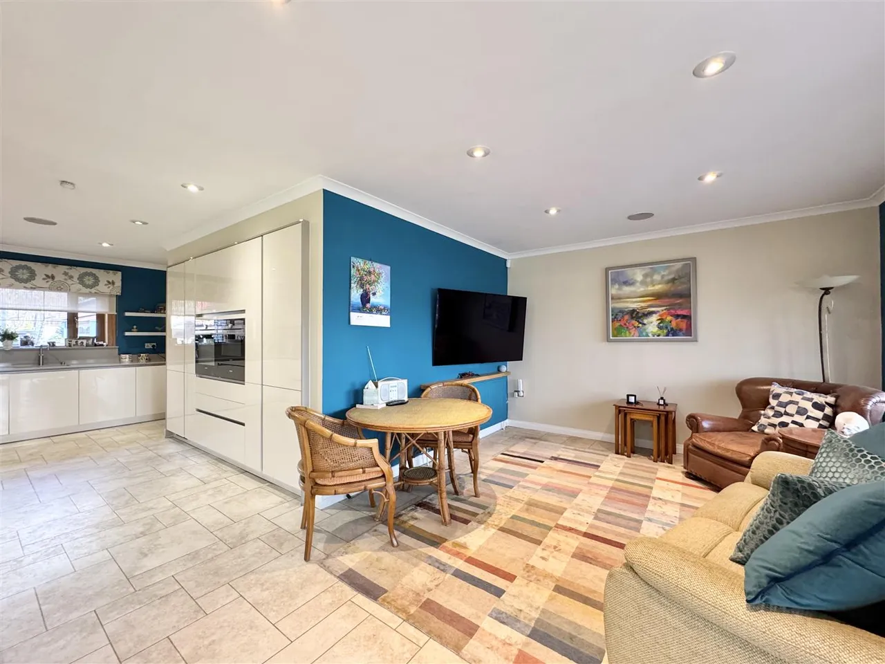 Moray Gate, Bothwell, Glasgow, Lanarkshire, G71 8BY, photo 10