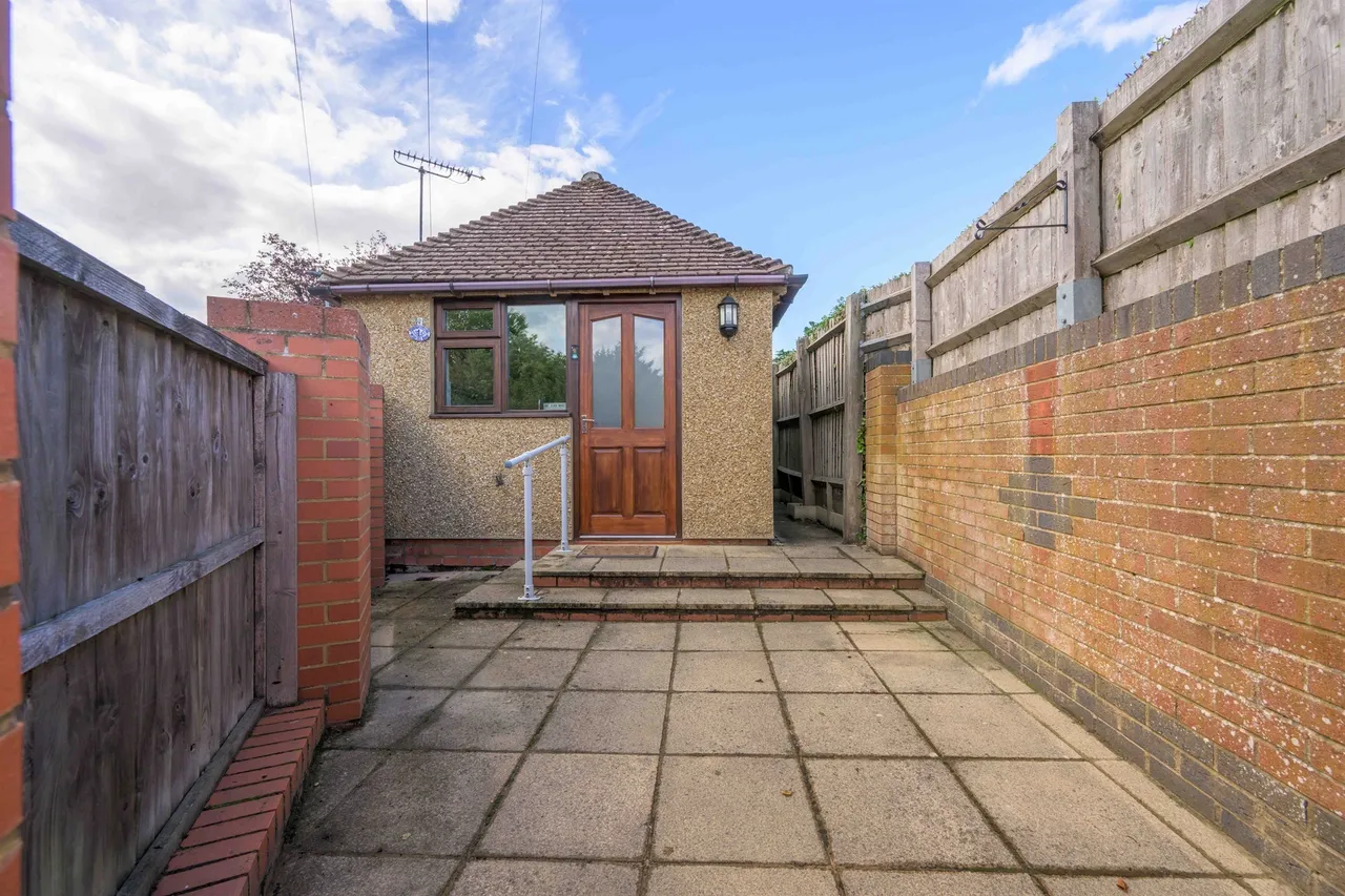 Pipers Hill Road, Kettering, NN15, photo 7