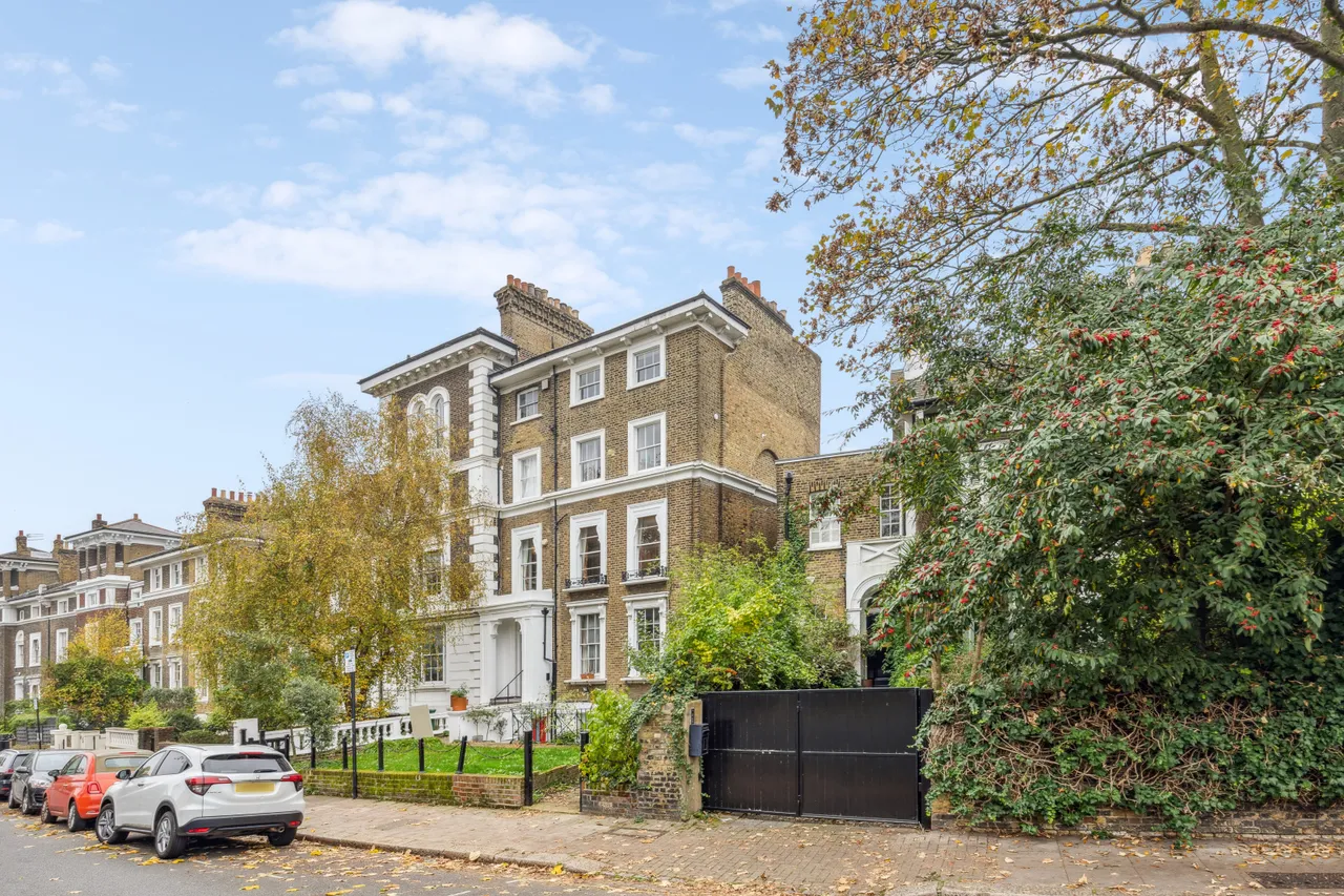 Gloucester Crescent, Camden, NW1, photo 13