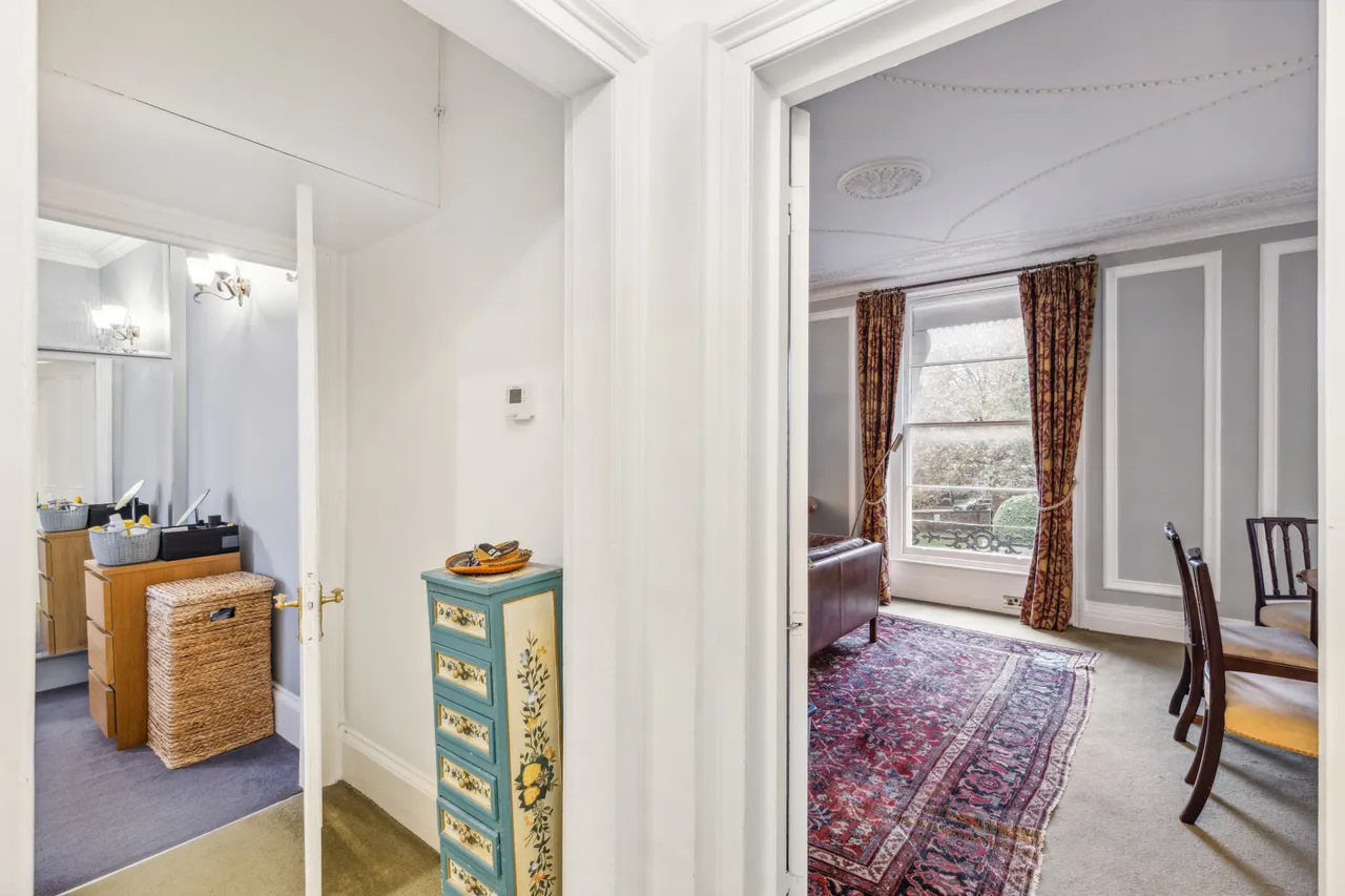 Gloucester Crescent, Camden, NW1, photo 8