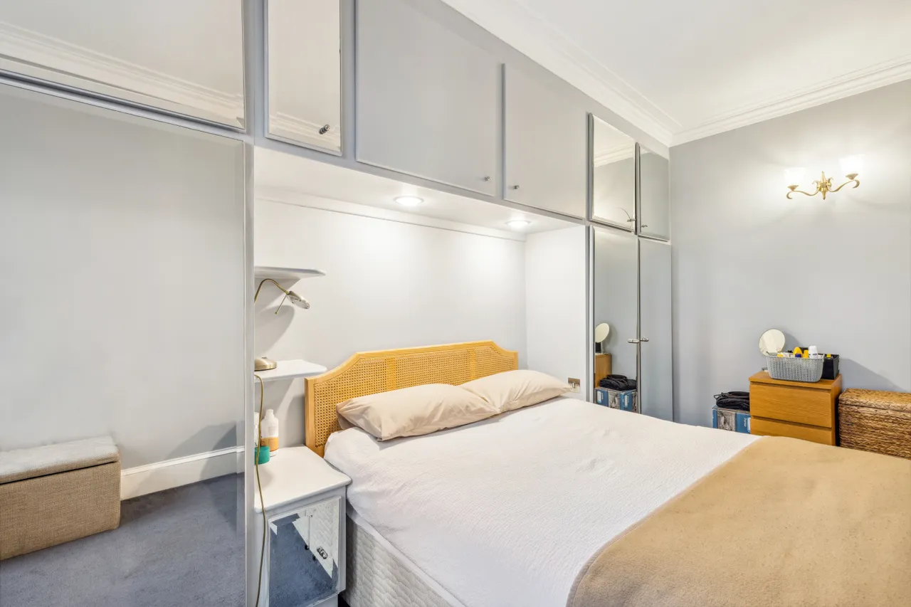Gloucester Crescent, Camden, NW1, photo 10