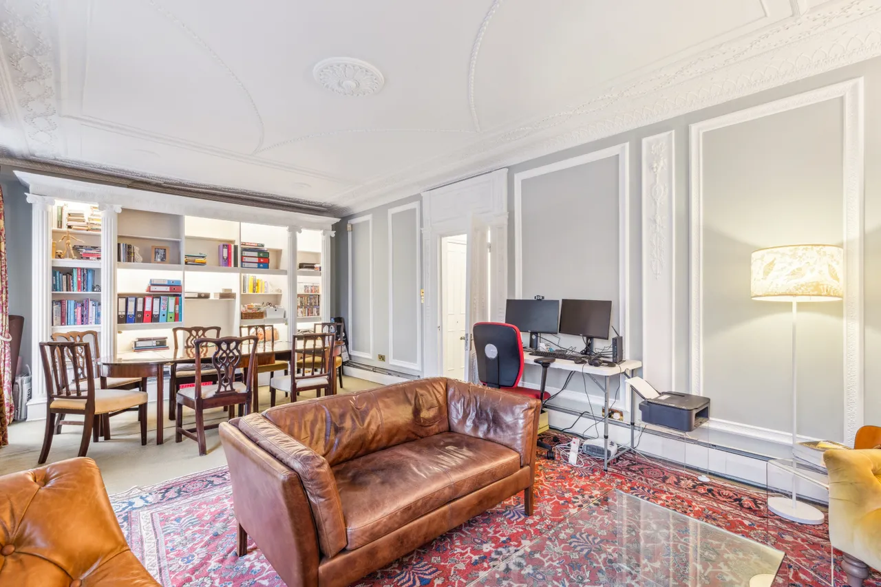 Gloucester Crescent, Camden, NW1, photo 5