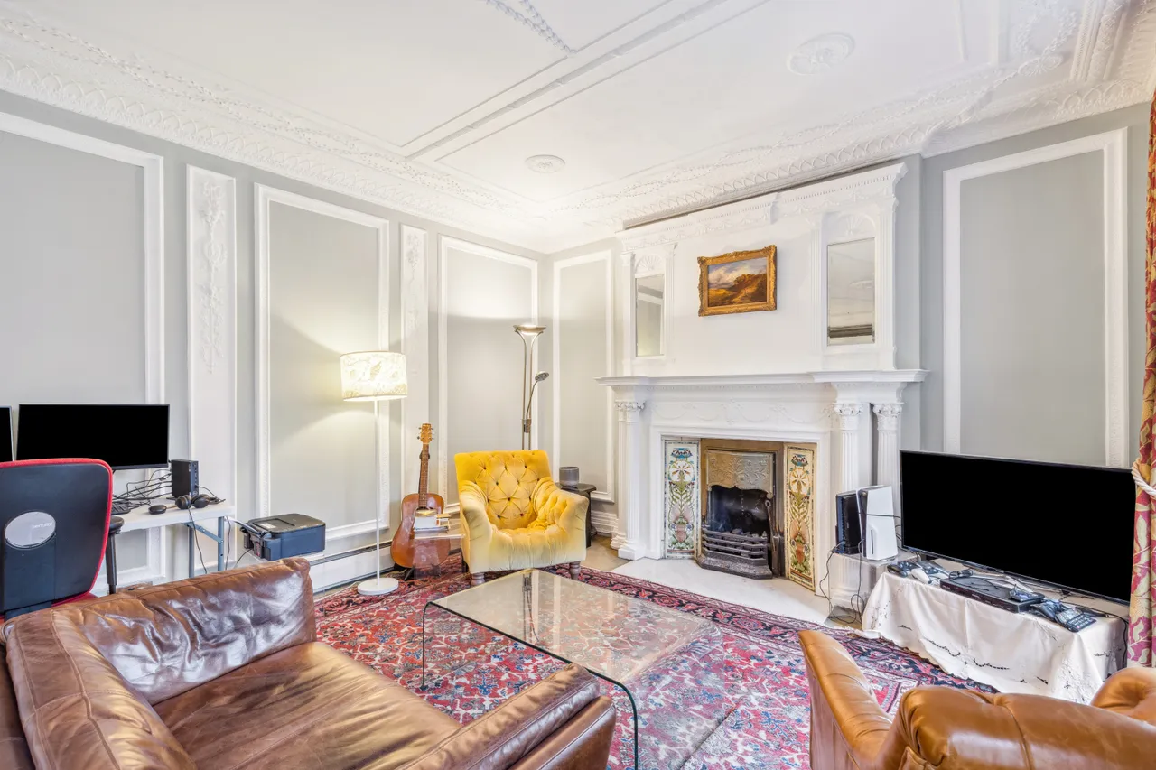 Gloucester Crescent, Camden, NW1, photo 4