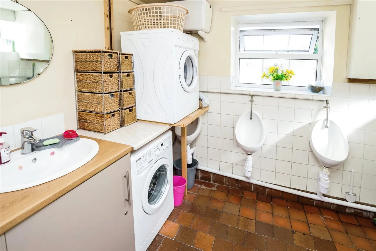 Denbigh Road, Hendre, CH7, photo 15