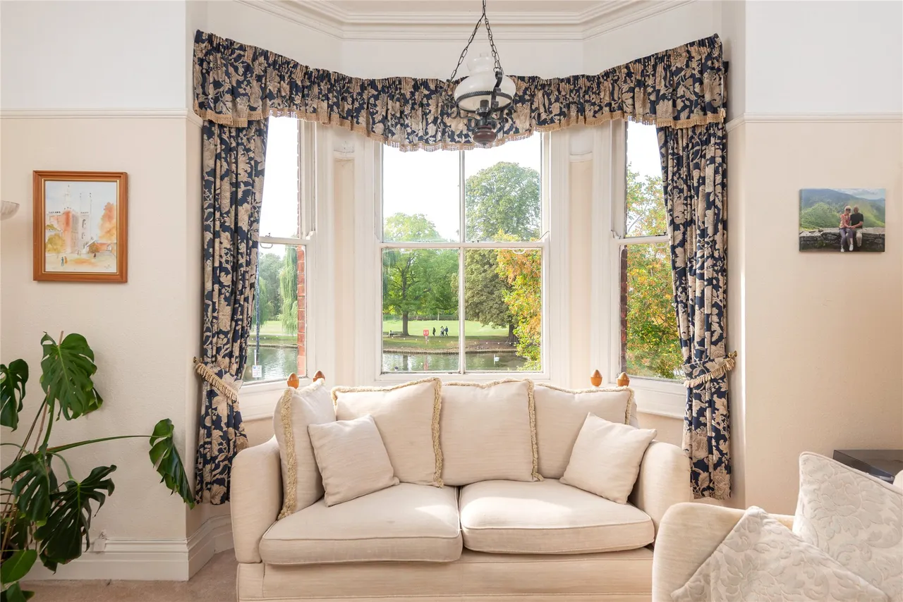 The Embankment, Bedford, MK40, photo 6