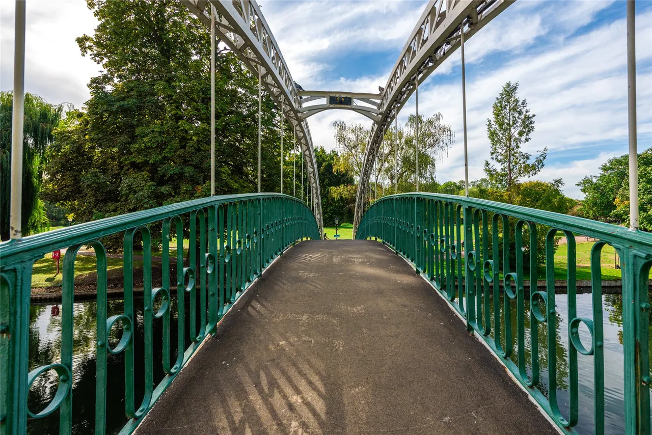 The Embankment, Bedford, MK40, photo 18