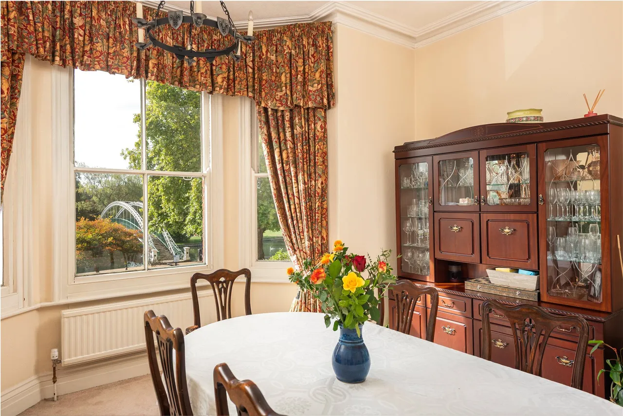 The Embankment, Bedford, MK40, photo 7