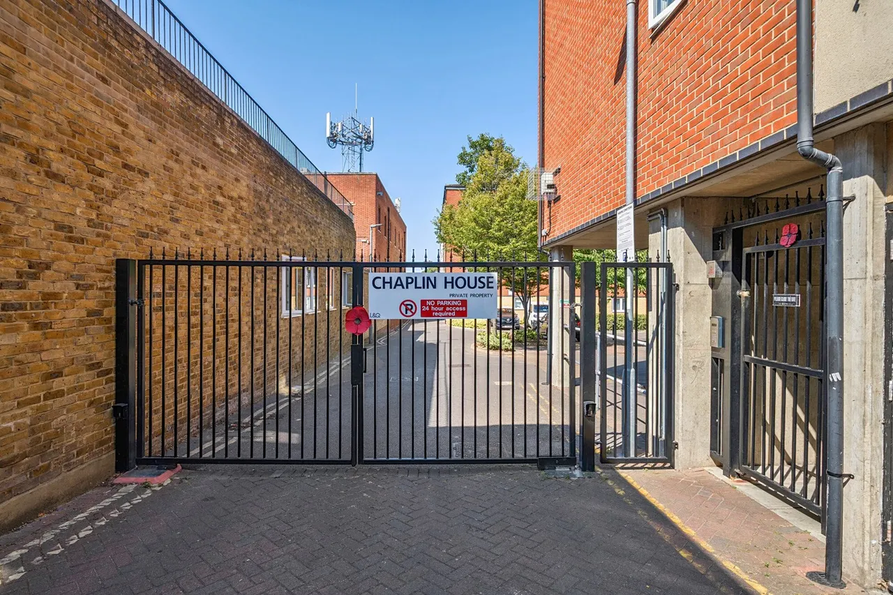 Sidcup High Street, DA14, photo 19
