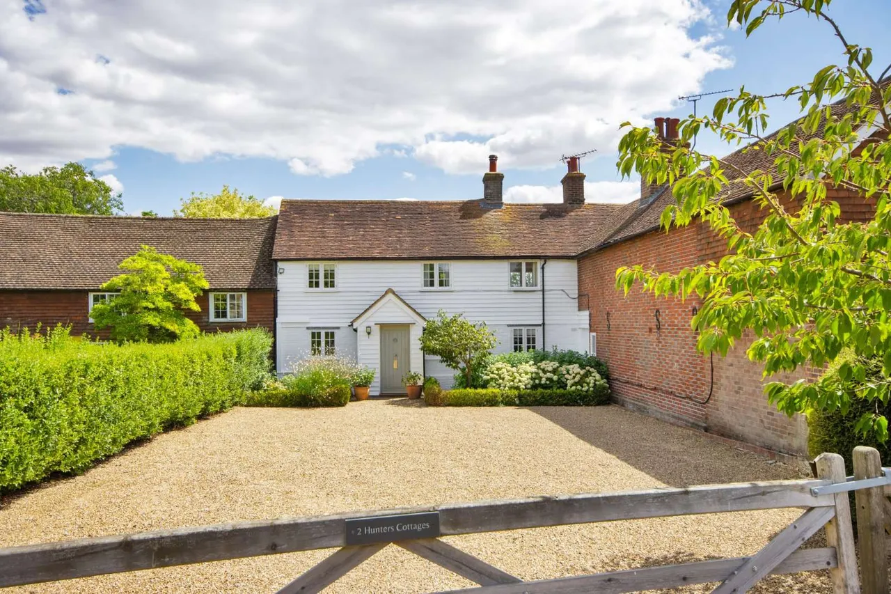 3 bed house for sale — Conghurst Lane, Hawkhurst, Cranbrook, Kent, TN18 5EA