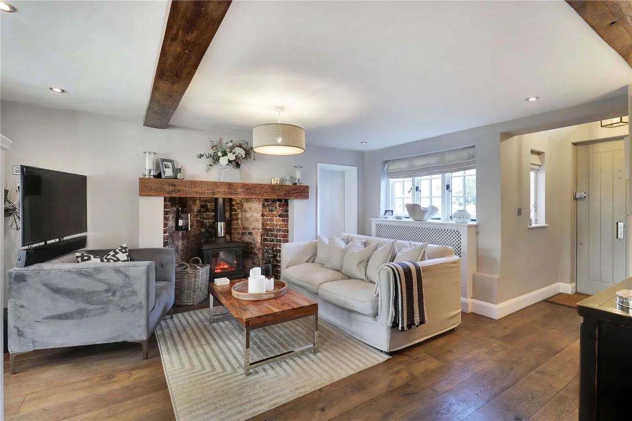 Conghurst Lane, Hawkhurst, Cranbrook, Kent, TN18 5EA, photo 2