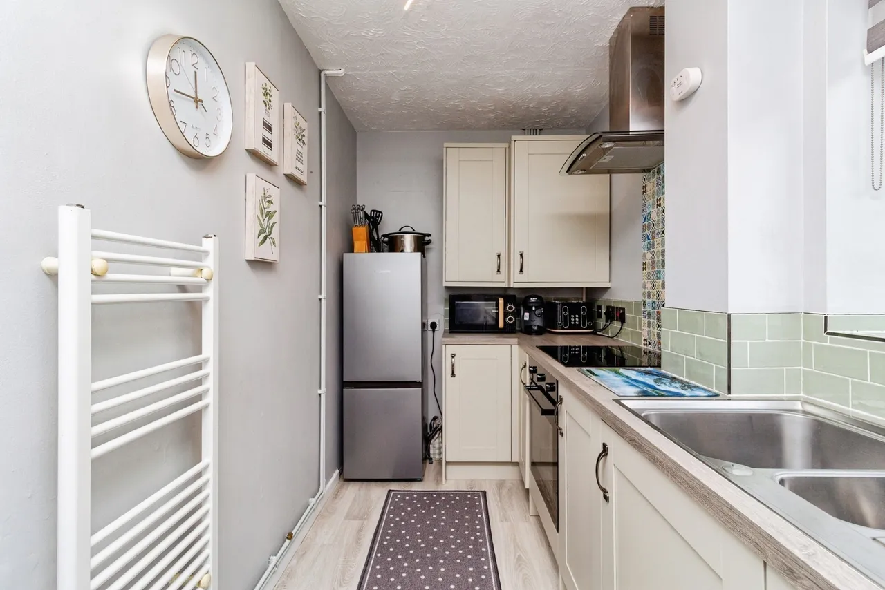 Cresswell Avenue, NEWCASTLE, Staffordshire, ST5, photo 6