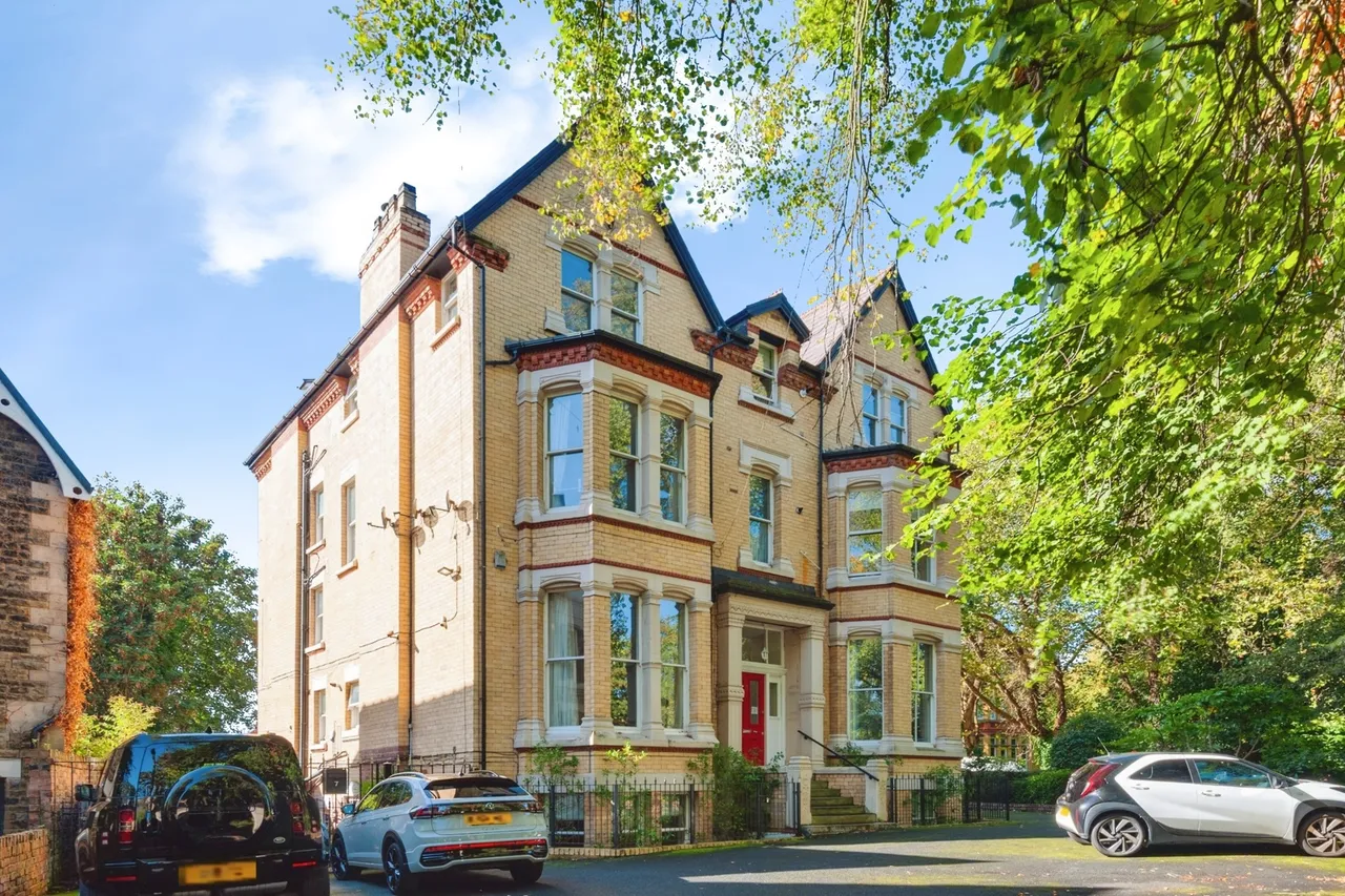 2 bed property for sale, Livingston Drive South, Liverpool, L17