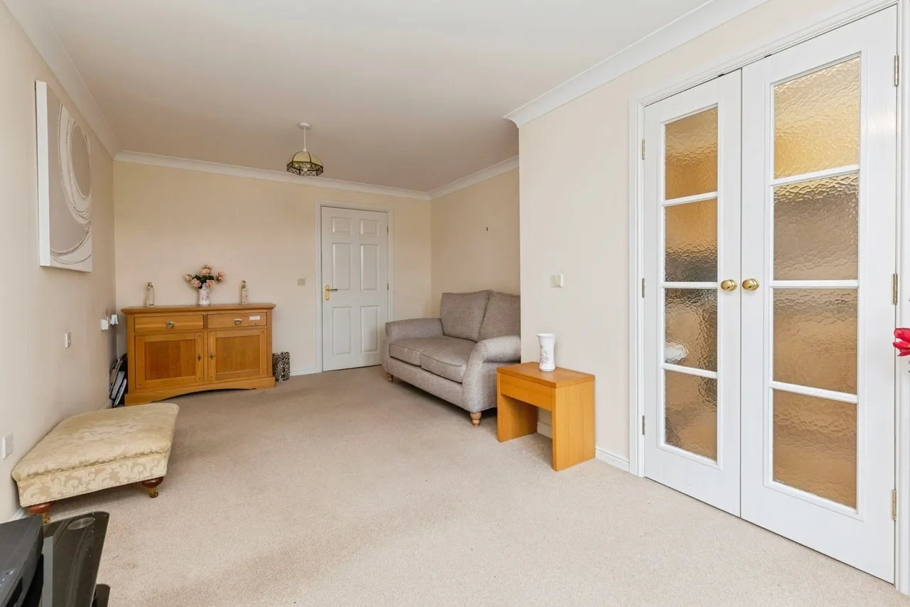 Fairweather Court, Darlington, Durham, DL3, photo 8