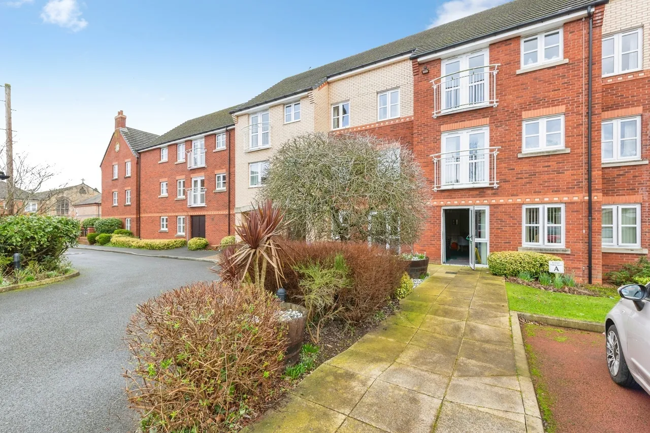 Fairweather Court, Darlington, Durham, DL3, photo 15