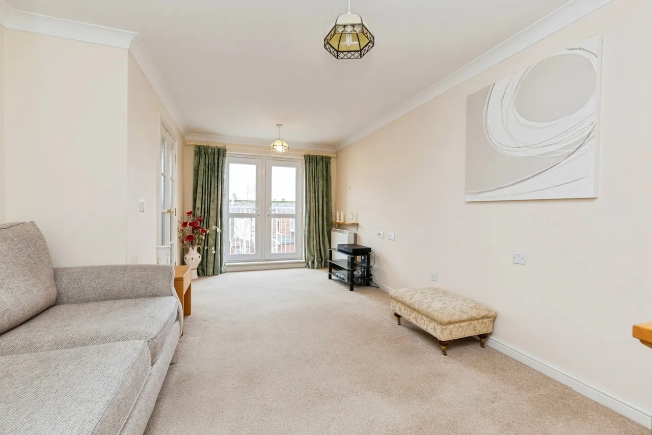 Fairweather Court, Darlington, Durham, DL3, photo 10
