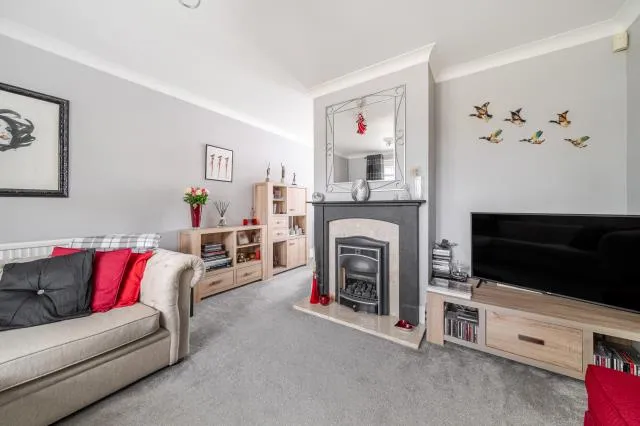 Star Post Road, Camberley, GU15, photo 3