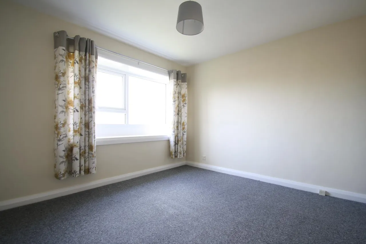 The Moorlands, Leeds, LS17, photo 5