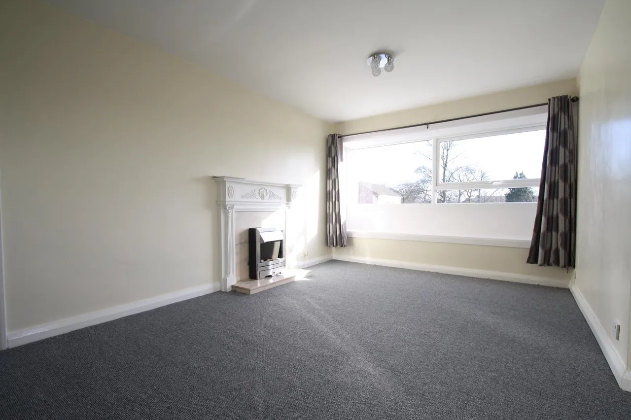 The Moorlands, Leeds, LS17, photo 2