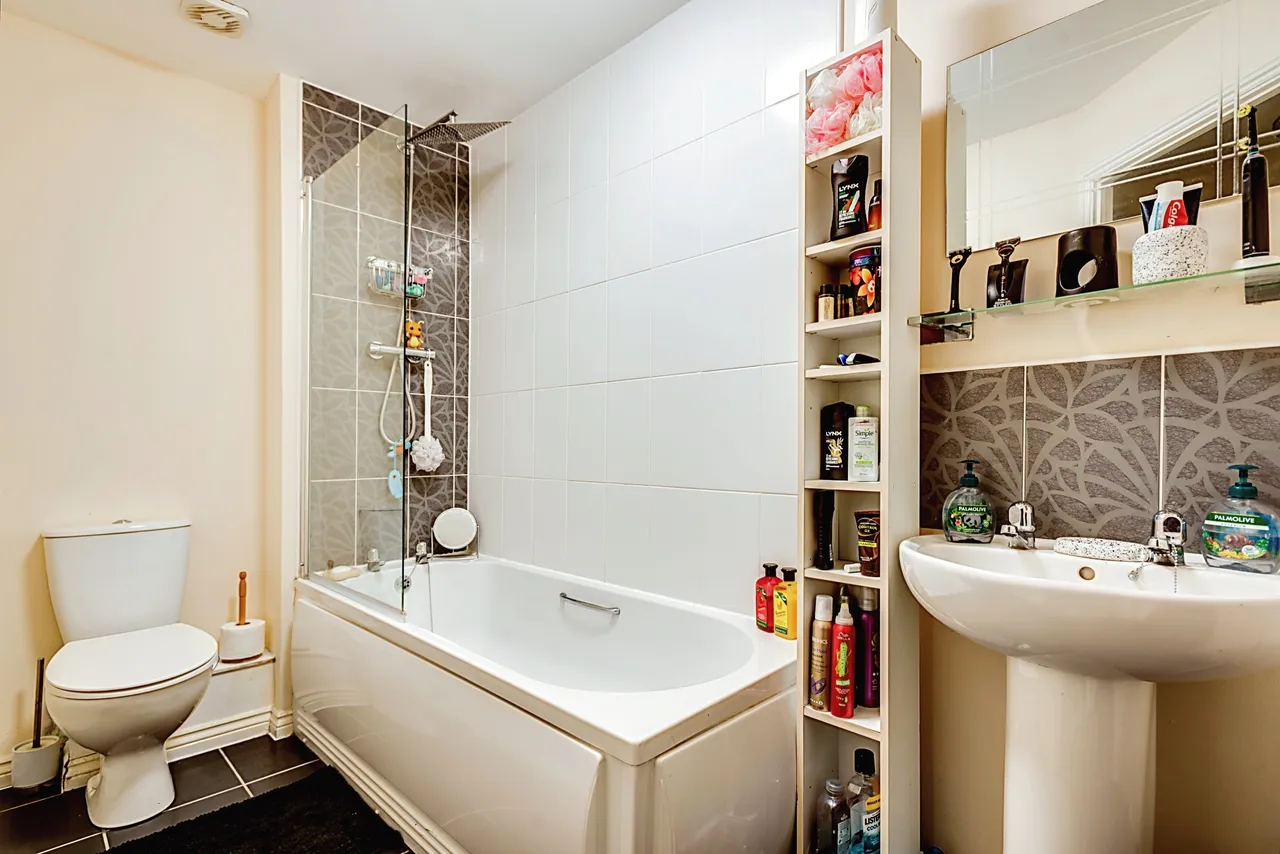 Prospero Way, Swindon, Wiltshire, SN25, photo 7