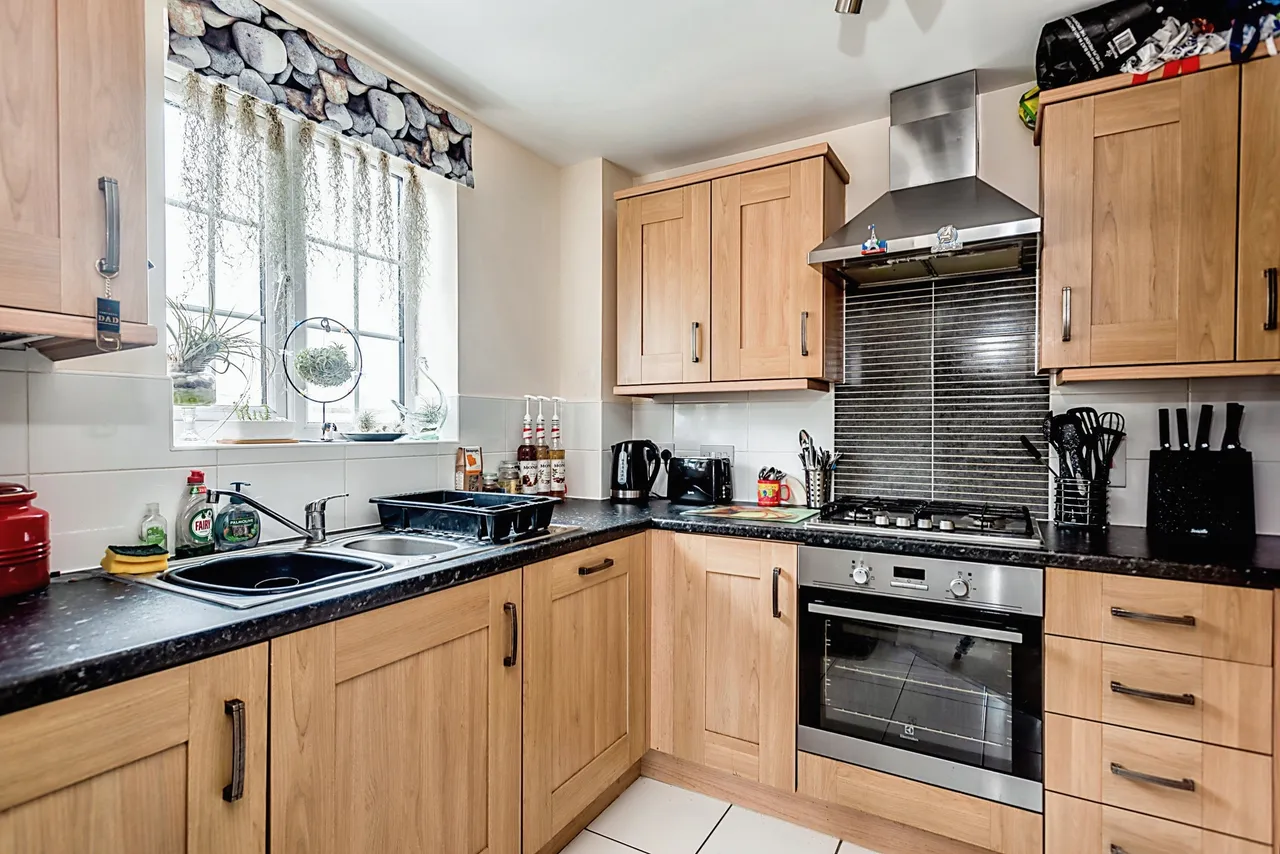 Prospero Way, Swindon, Wiltshire, SN25, photo 4