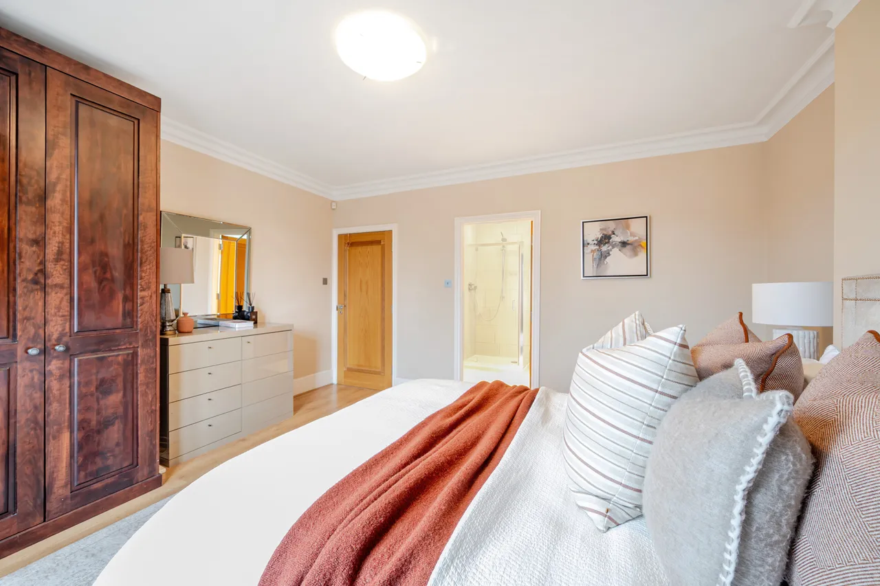 Iverna Court, London, W8, photo 12
