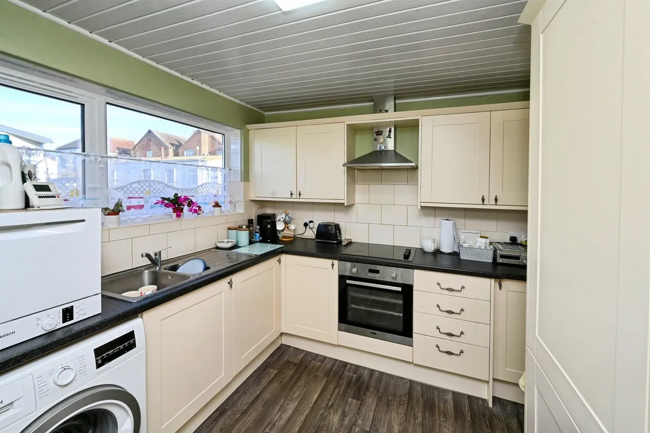 Burgh Road, Skegness, photo 6